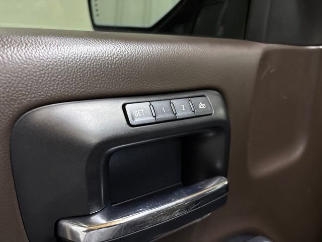 Used 2014 Chevrolet Silverado 1500 LTZ AWD/4WD image 34