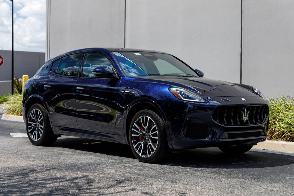 Certified 2023 Maserati Grecale Modena AWD/4WD image 39
