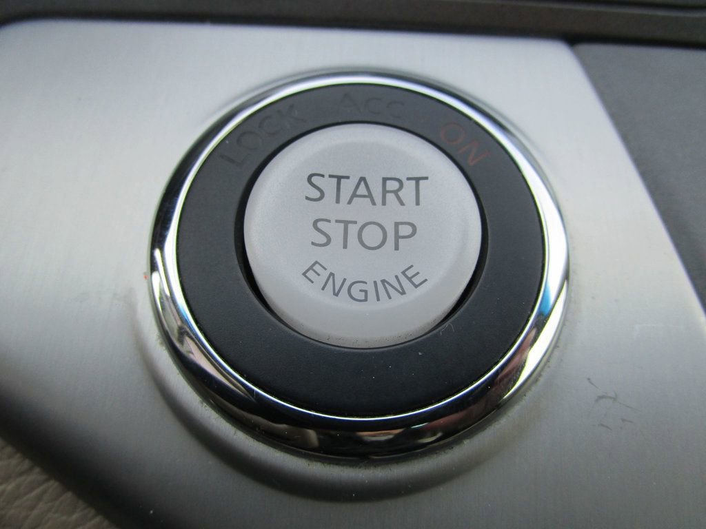 Used 2014 Nissan Murano SL AWD/4WD image 25