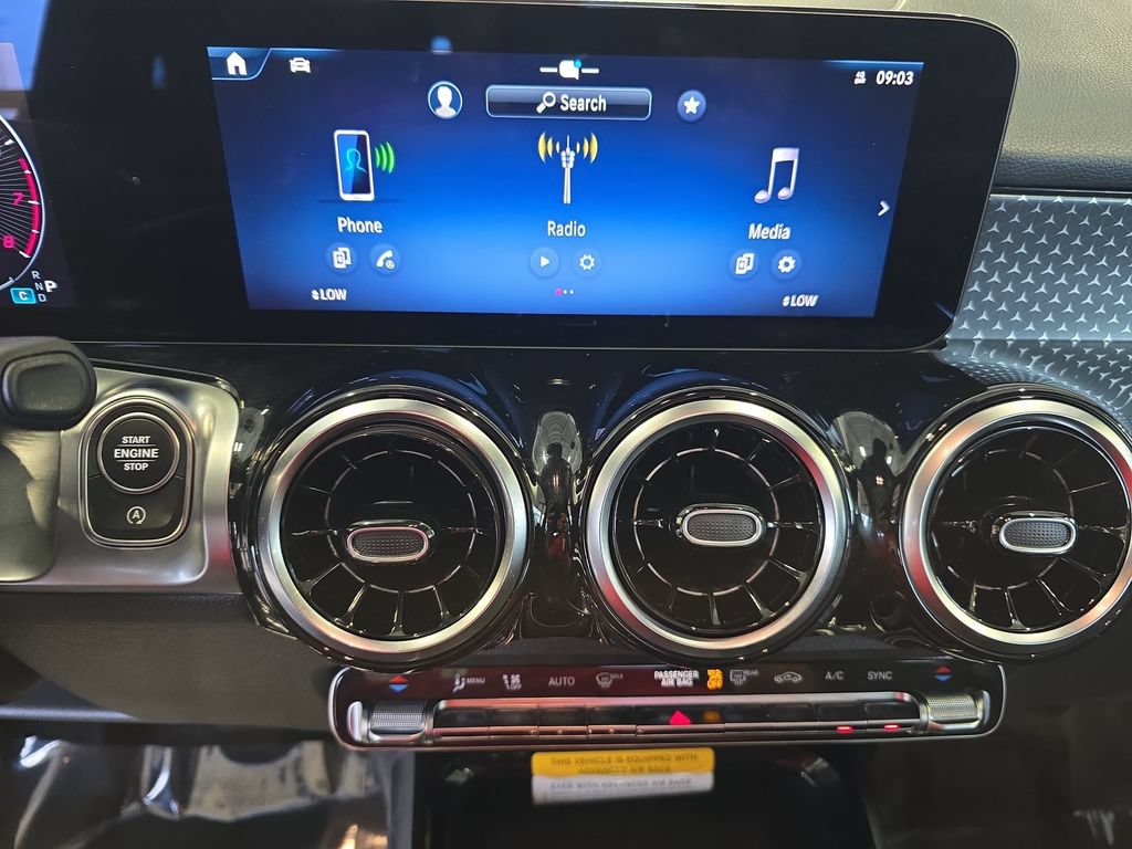 Used 2026 Mercedes-Benz GLB 250 image 24