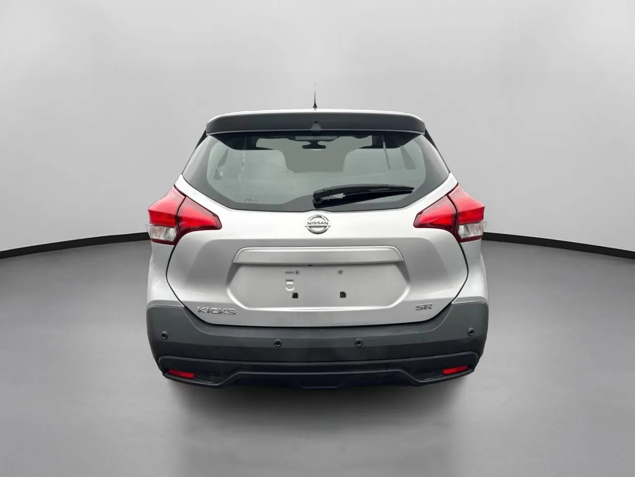 Used 2020 Nissan Kicks SR image 7