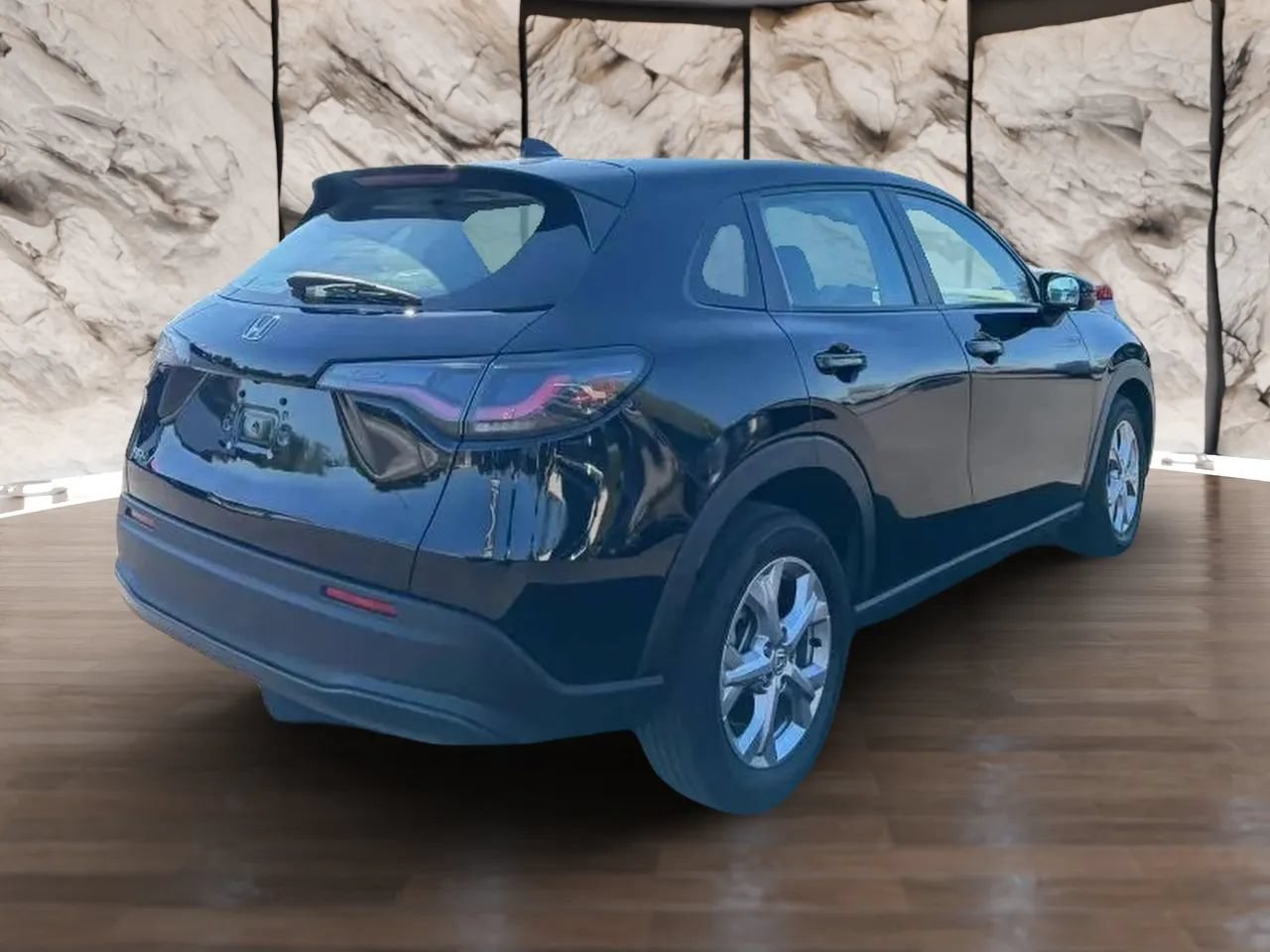 Used 2024 Honda HR-V LX image 5