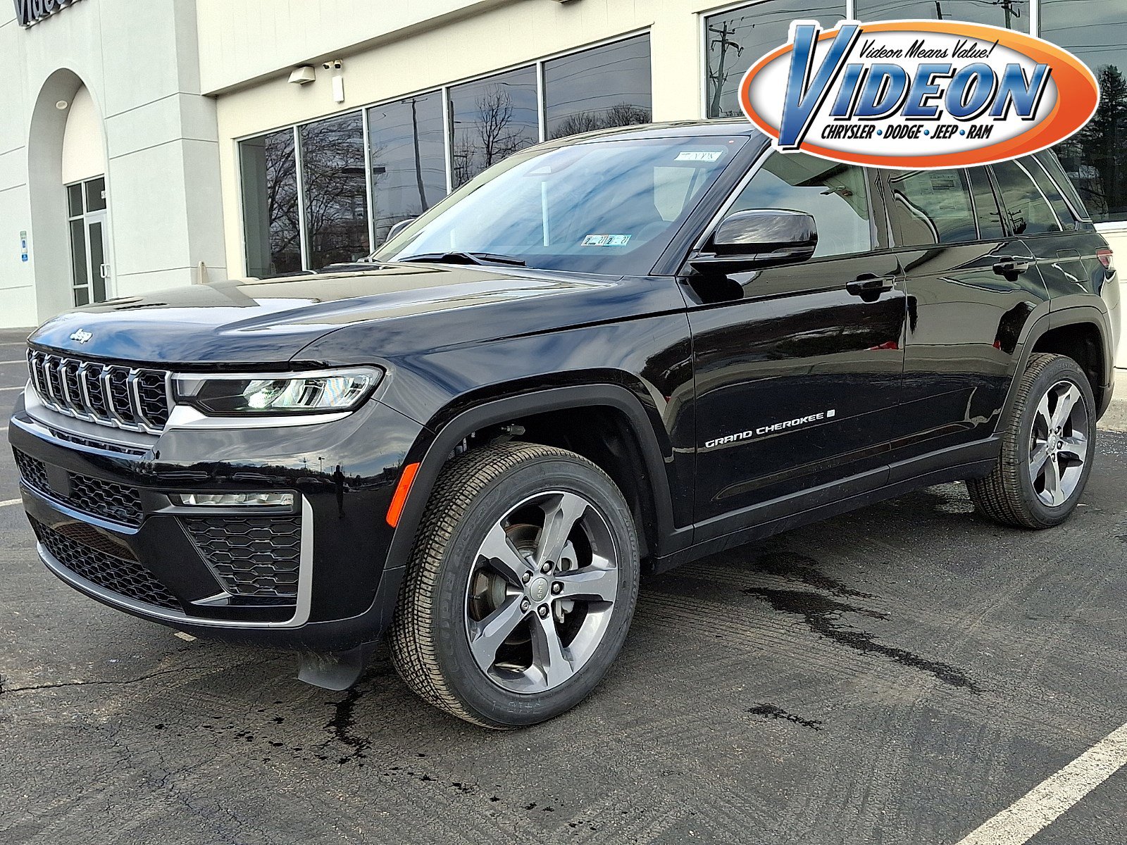 New 2026 Jeep Grand Cherokee Limited