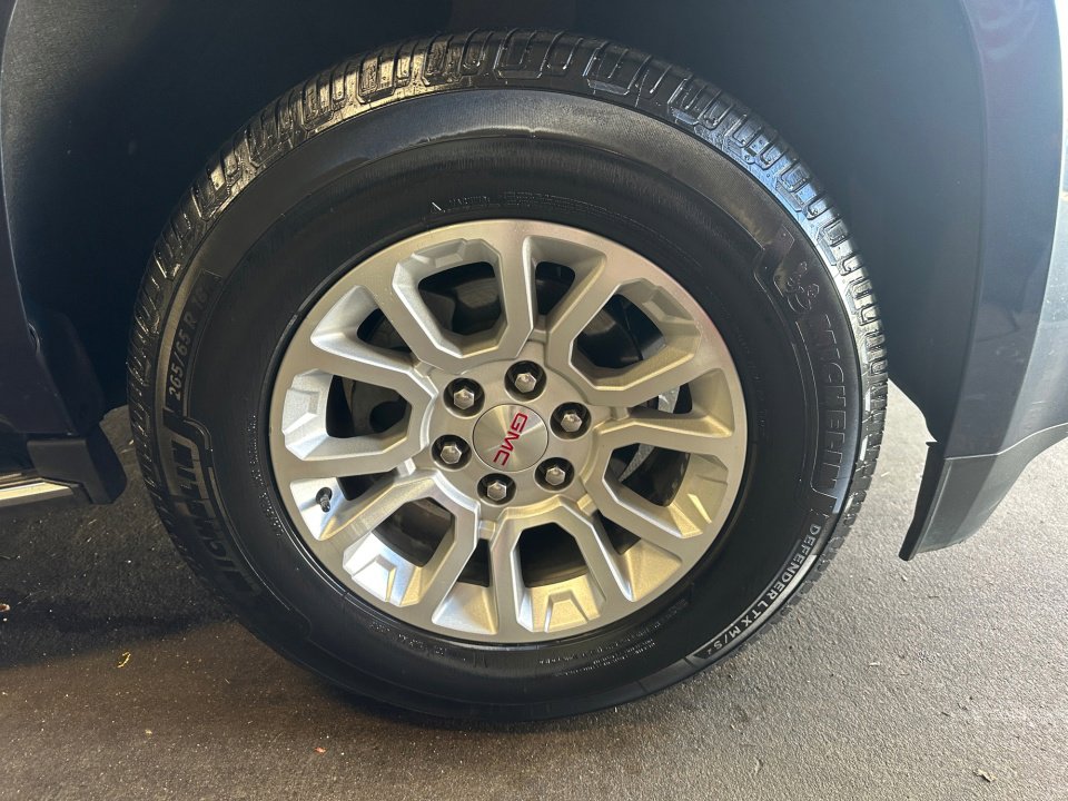 Used 2019 GMC Yukon SLT w/ Open Road Package image 28