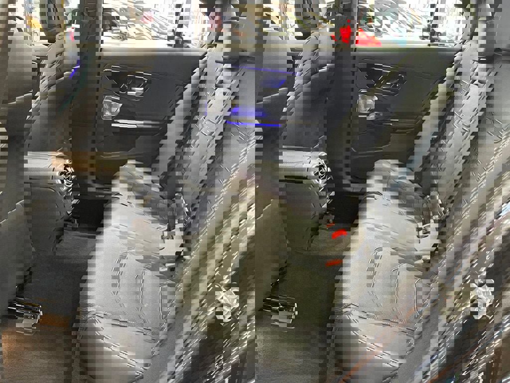 Used 2024 Mercedes-Benz C 63 AMG S image 30