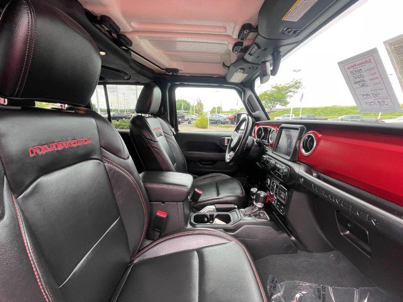 Used 2022 Jeep Wrangler Unlimited Rubicon w/ Cold Weather Group AWD/4WD image 8