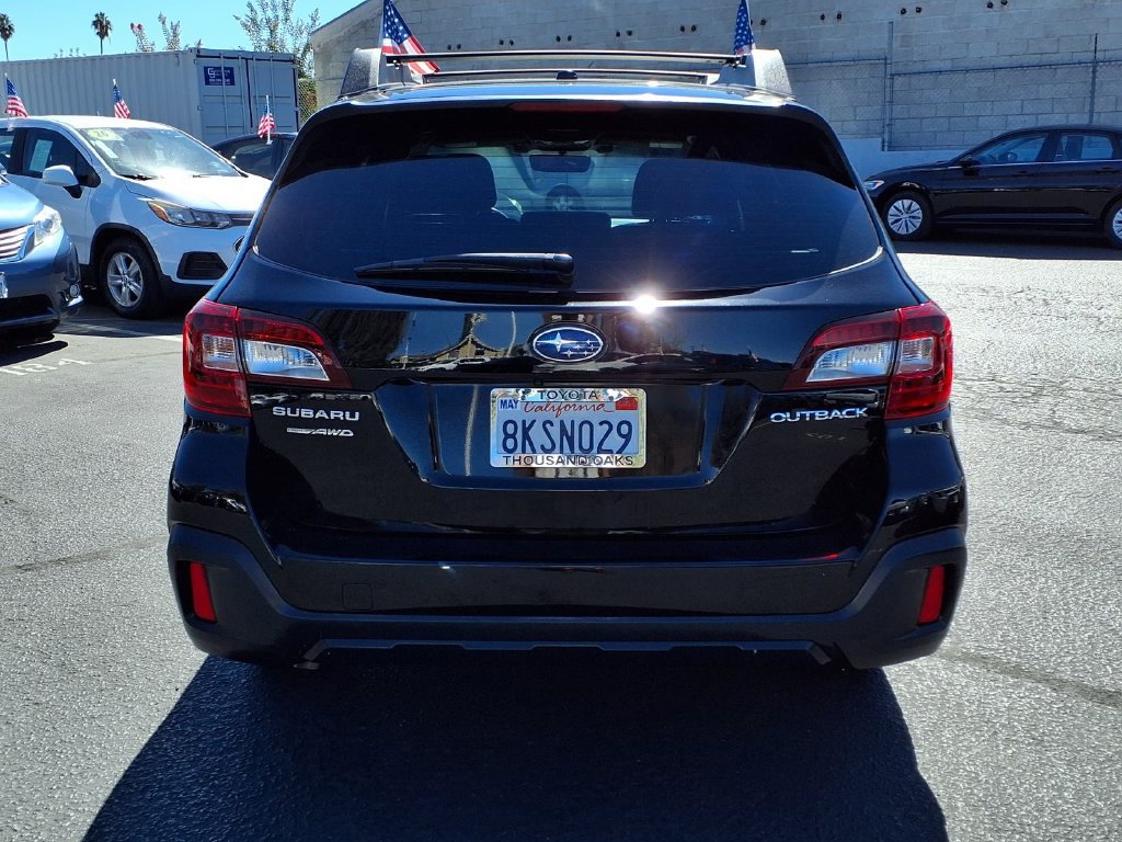 Used 2019 Subaru Outback 2.5i AWD/4WD image 6