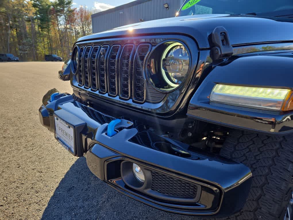 Used 2024 Jeep Wrangler High Altitude AWD/4WD image 9