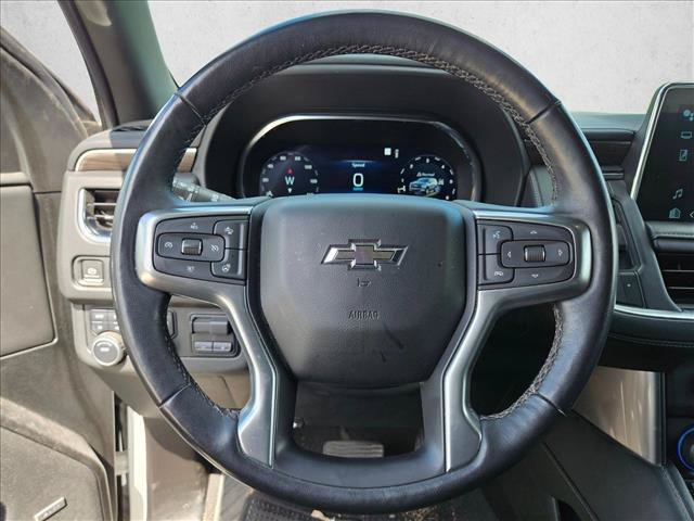Used 2022 Chevrolet Tahoe Z71 w/ Luxury Package AWD/4WD image 8
