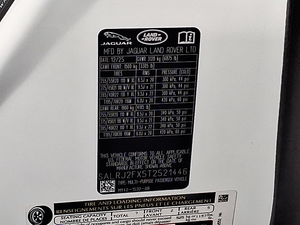 Certified 2026 Land Rover Discovery S AWD/4WD image 25