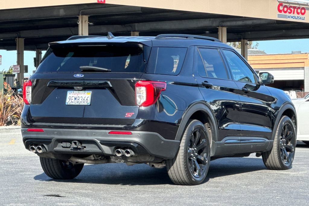 Certified 2022 Ford Explorer ST w/ Equipment Group 401A image 3