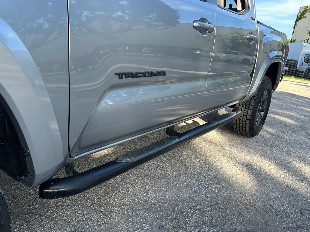 Used 2021 Toyota Tacoma SR5 RWD image 31