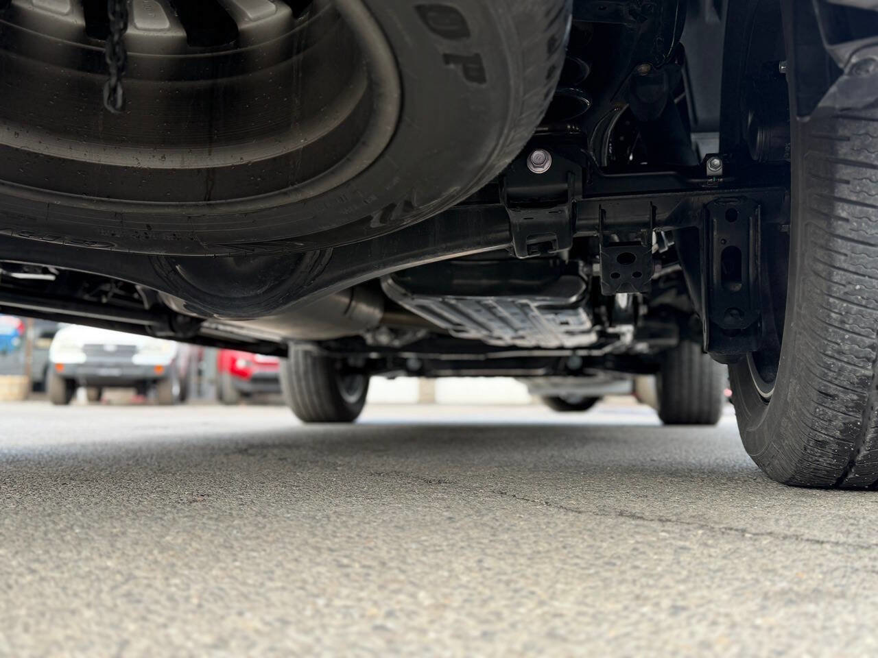 Used 2025 Lexus GX 550 w/ Accessory Package (31) image 54