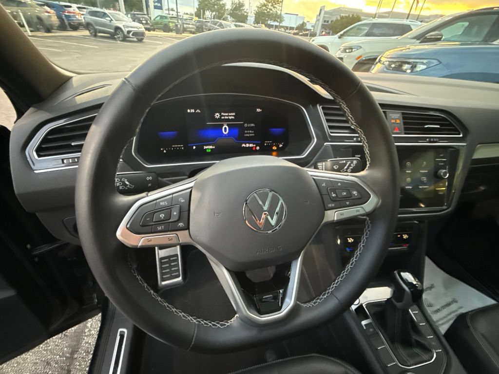 Used 2023 Volkswagen Tiguan SE R-Line AWD/4WD image 19