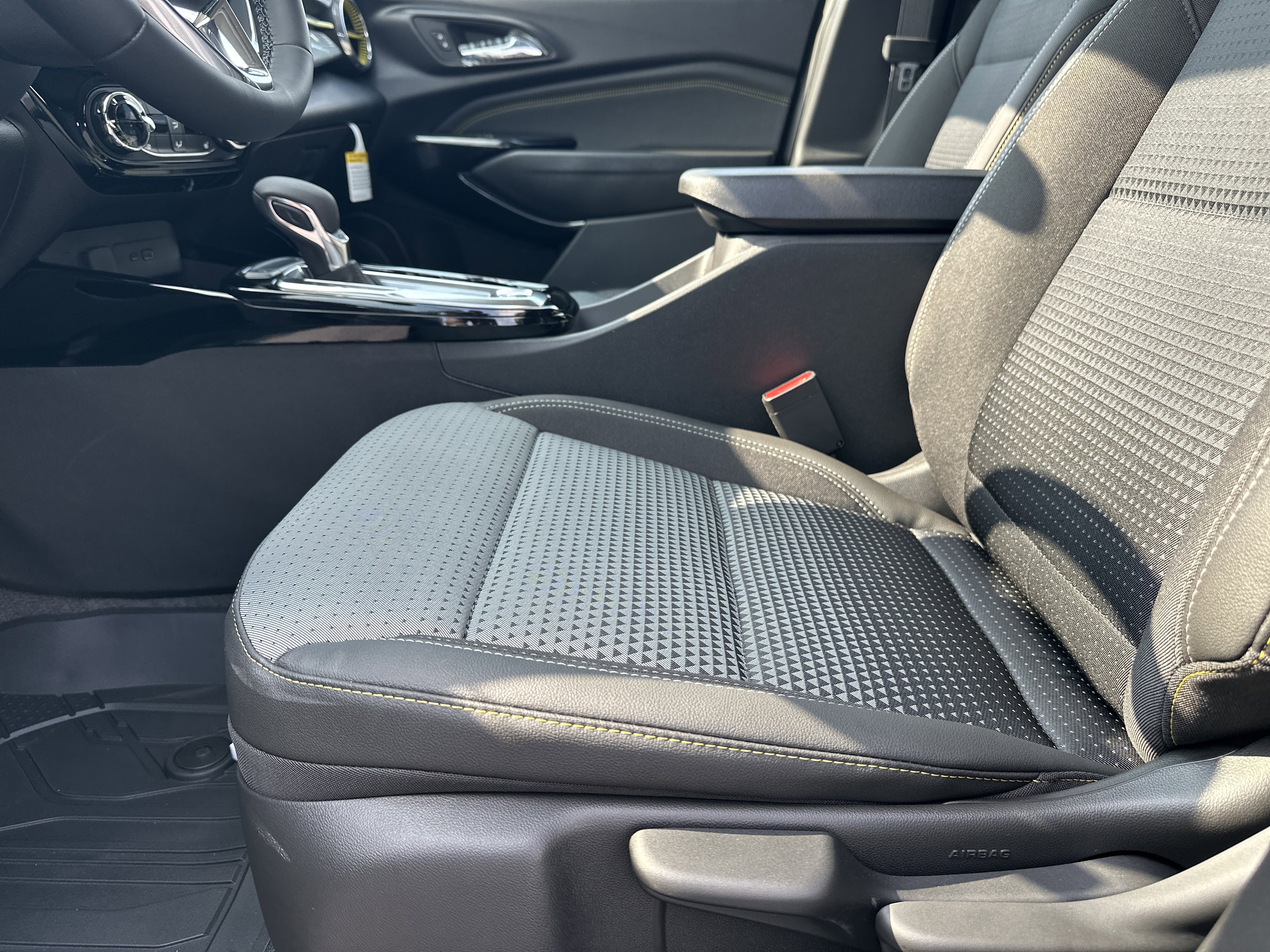 New 2026 Chevrolet Trax LT w/ Driver Confidence Package FWD image 11
