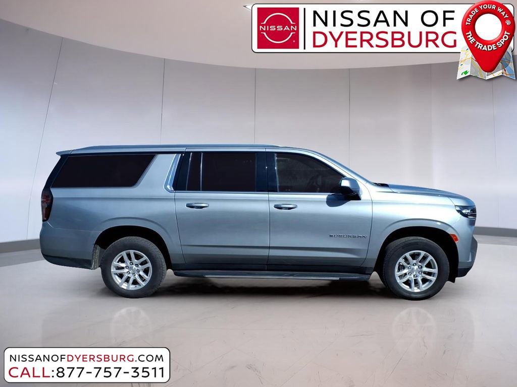 Used 2024 Chevrolet Suburban LT AWD/4WD image 2