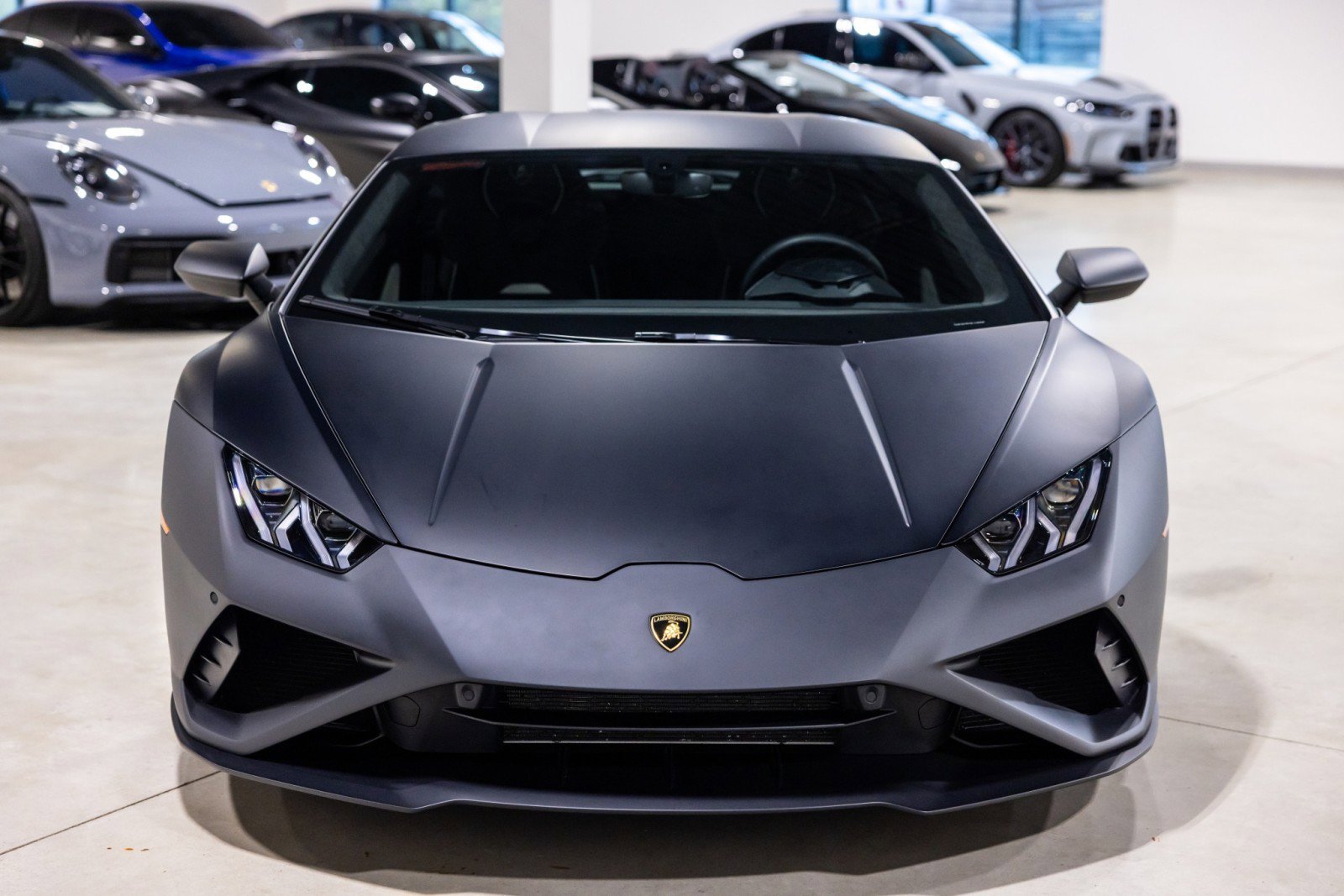 Used 2022 Lamborghini Huracan EVO image 11