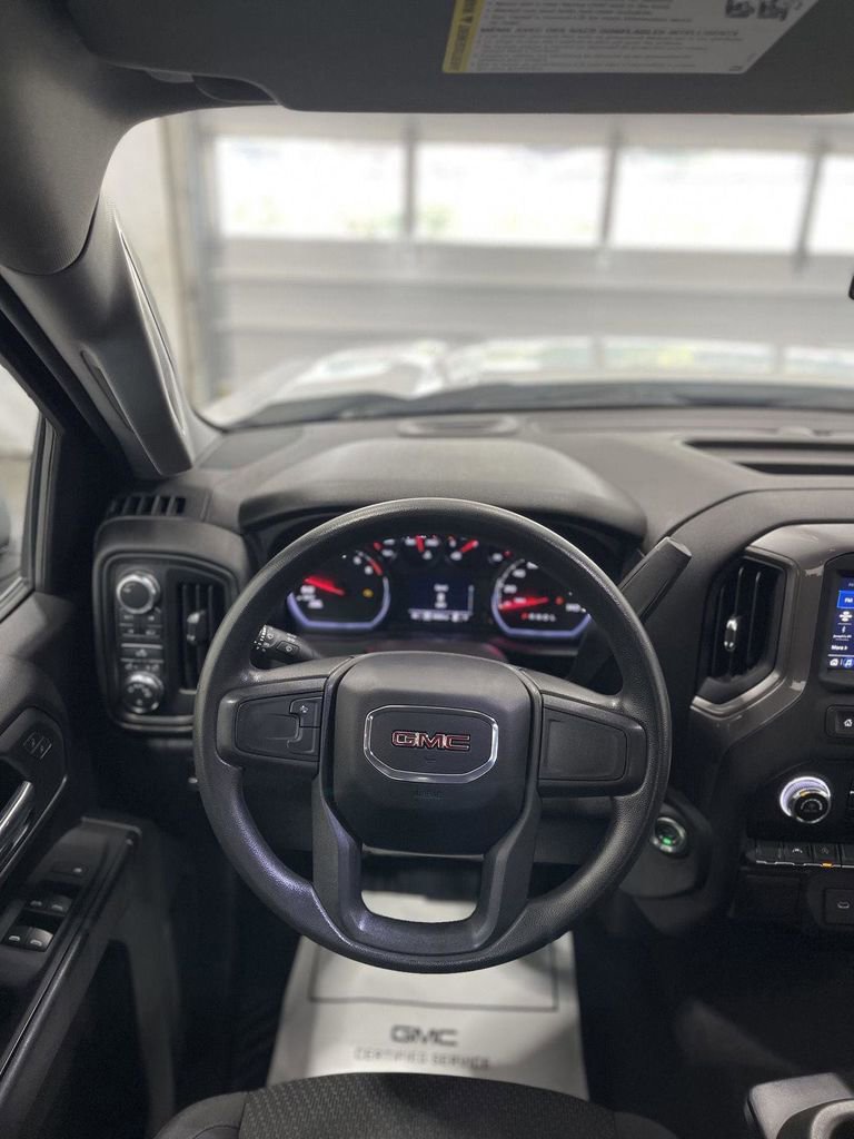 Used 2022 GMC Sierra 1500 Pro w/ Trailering Package image 4