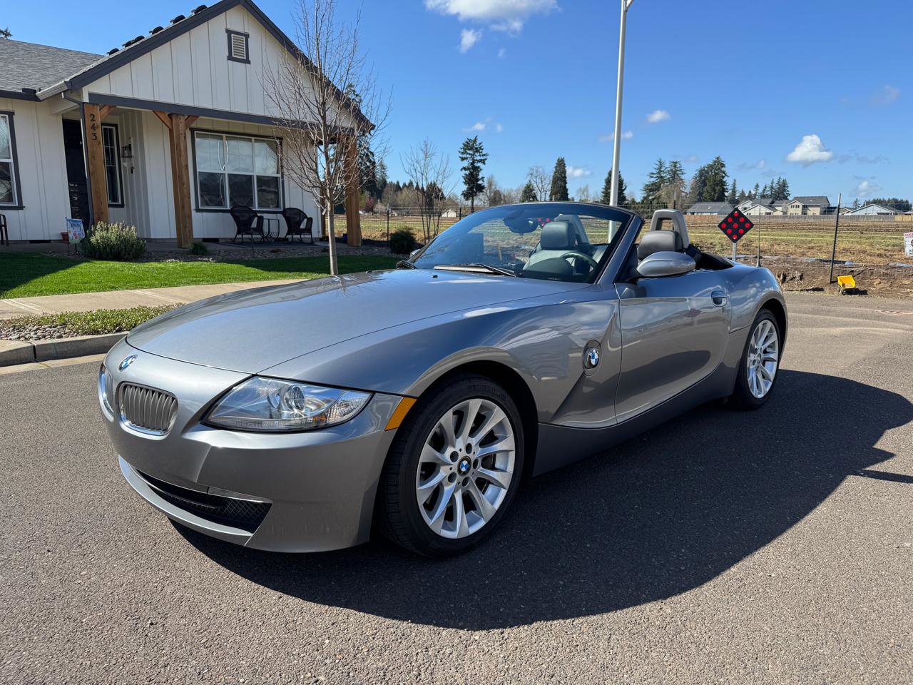 Used 2008 BMW Z4 3.0si RWD image 2