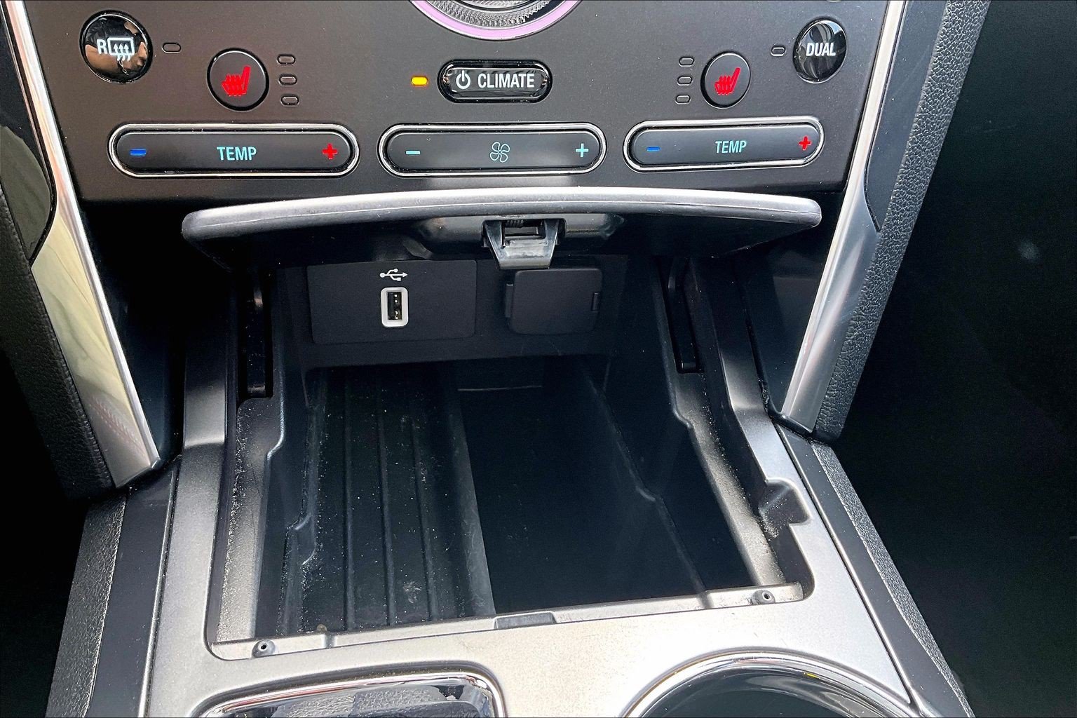 Used 2018 Ford Explorer Sport AWD/4WD image 30