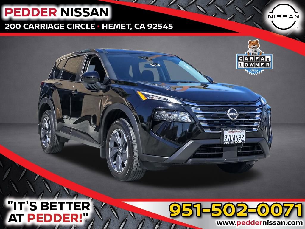 Used 2025 Nissan Rogue SV image 1