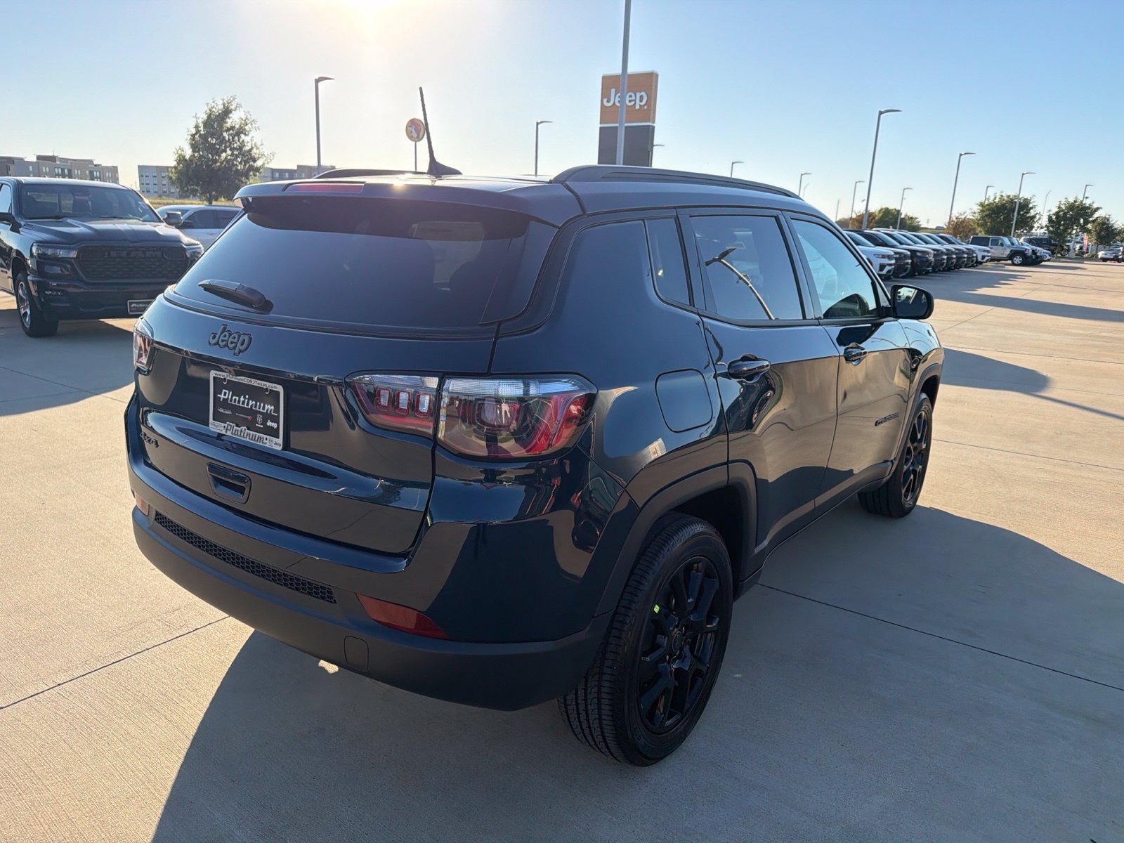 New 2027 Jeep Compass Latitude AWD/4WD image 5