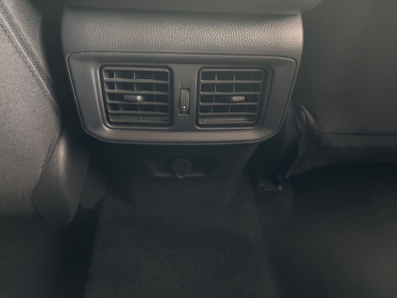 Used 2025 Toyota RAV4 LE image 24