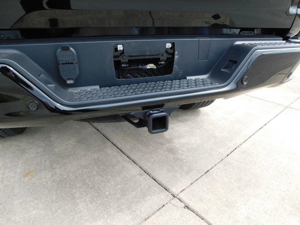 New 2025 Chevrolet Colorado Trail Boss w/ Midnight Edition image 5