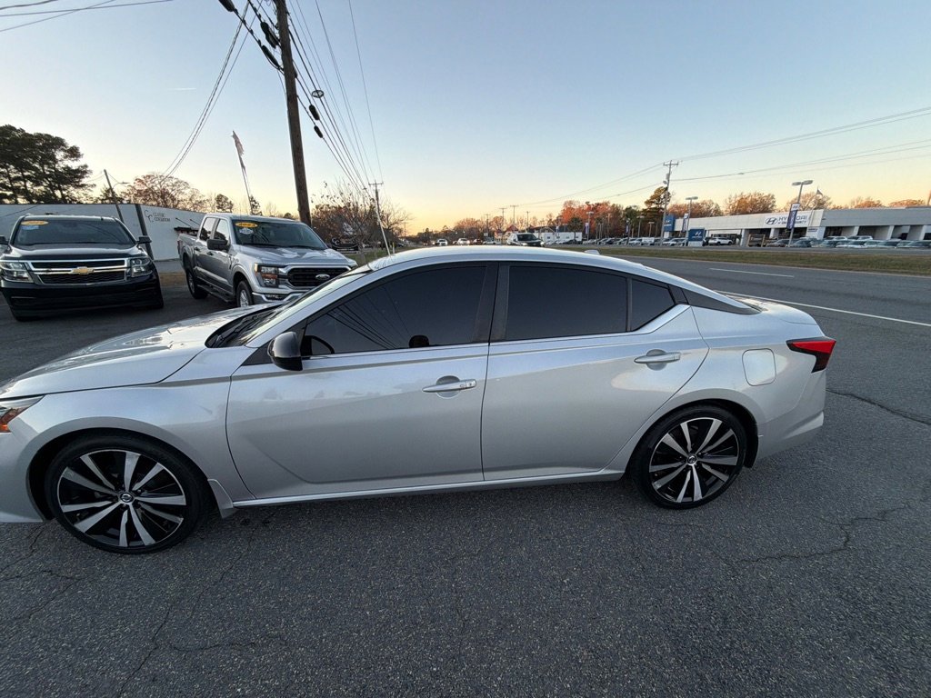 Used 2021 Nissan Altima 2.5 SR image 14
