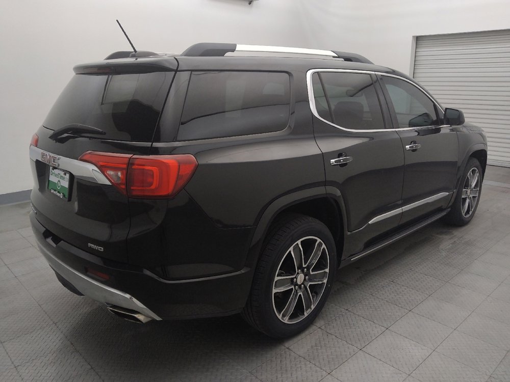 Used 2017 GMC Acadia Denali w/ Technology Package image 9