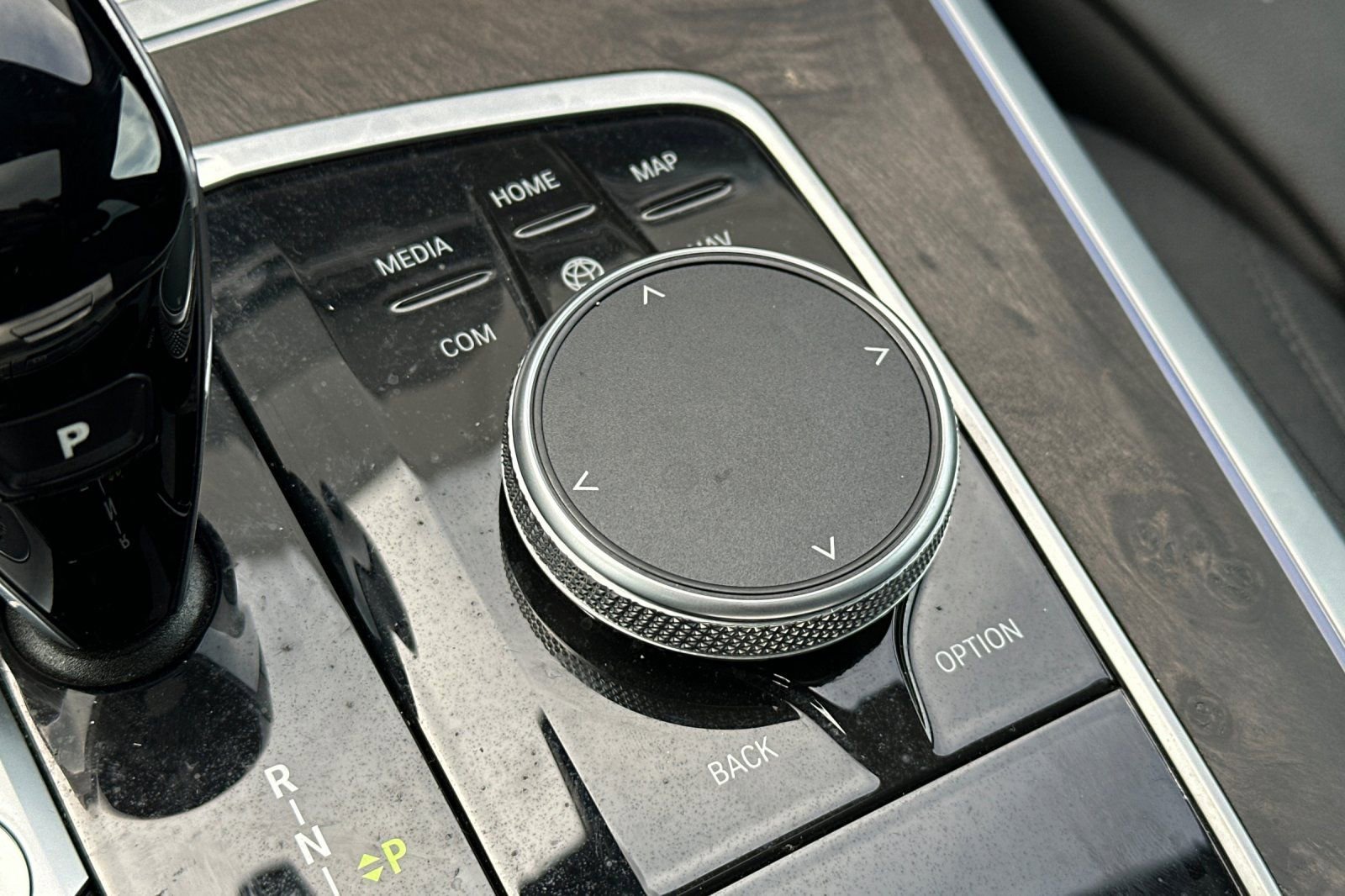 Used 2022 BMW X5 xDrive40i w/ Parking Assistance Package image 32