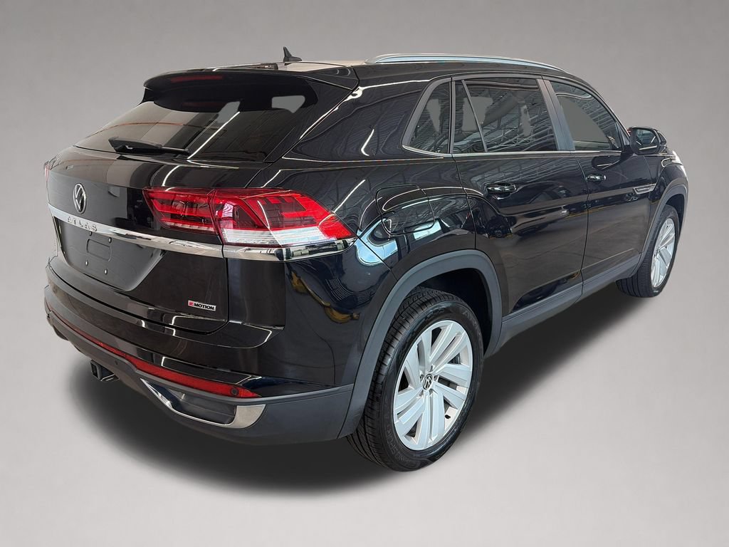 Used 2021 Volkswagen Atlas Cross Sport SE w/ Panoramic Sunroof Package AWD/4WD image 4