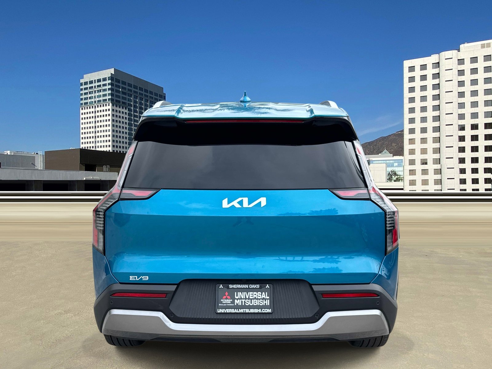 Used 2026 Kia EV9 Wind AWD/4WD image 3