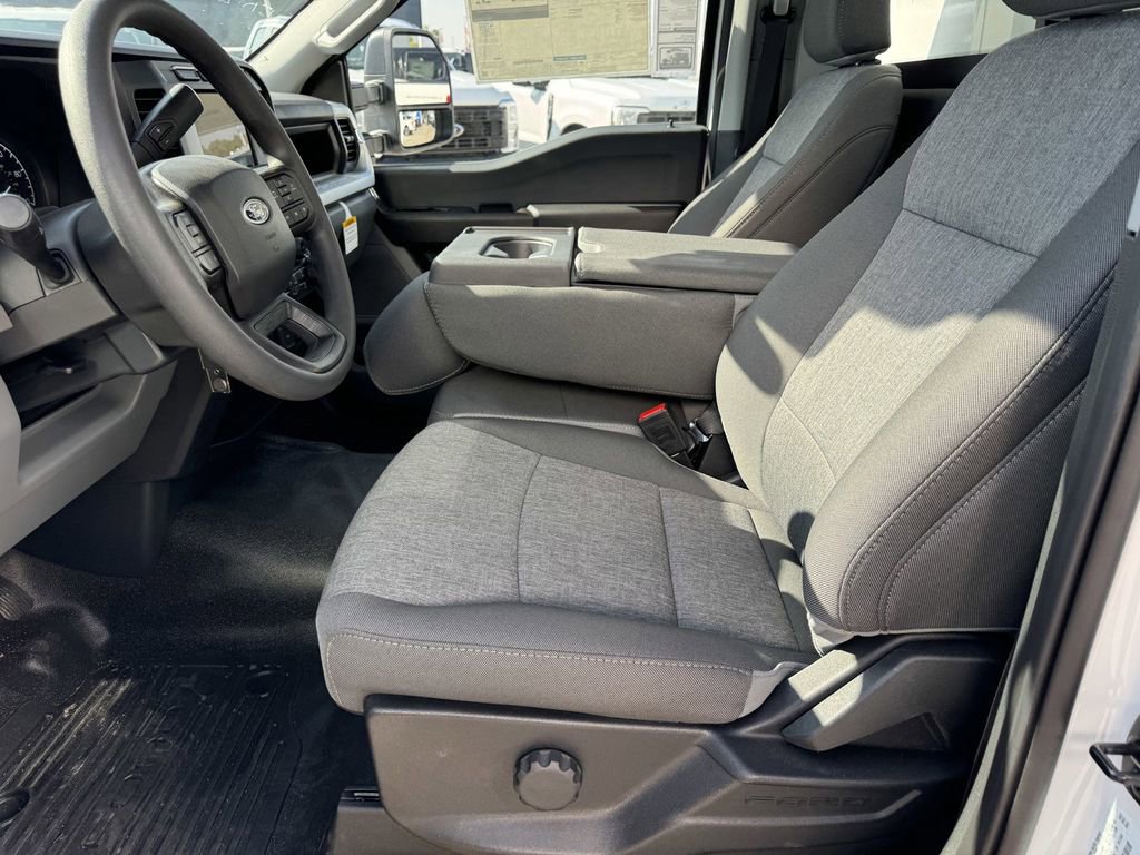 New 2024 Ford F350 XL image 19