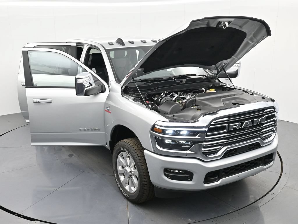 New 2026 RAM 2500 Laramie AWD/4WD image 34