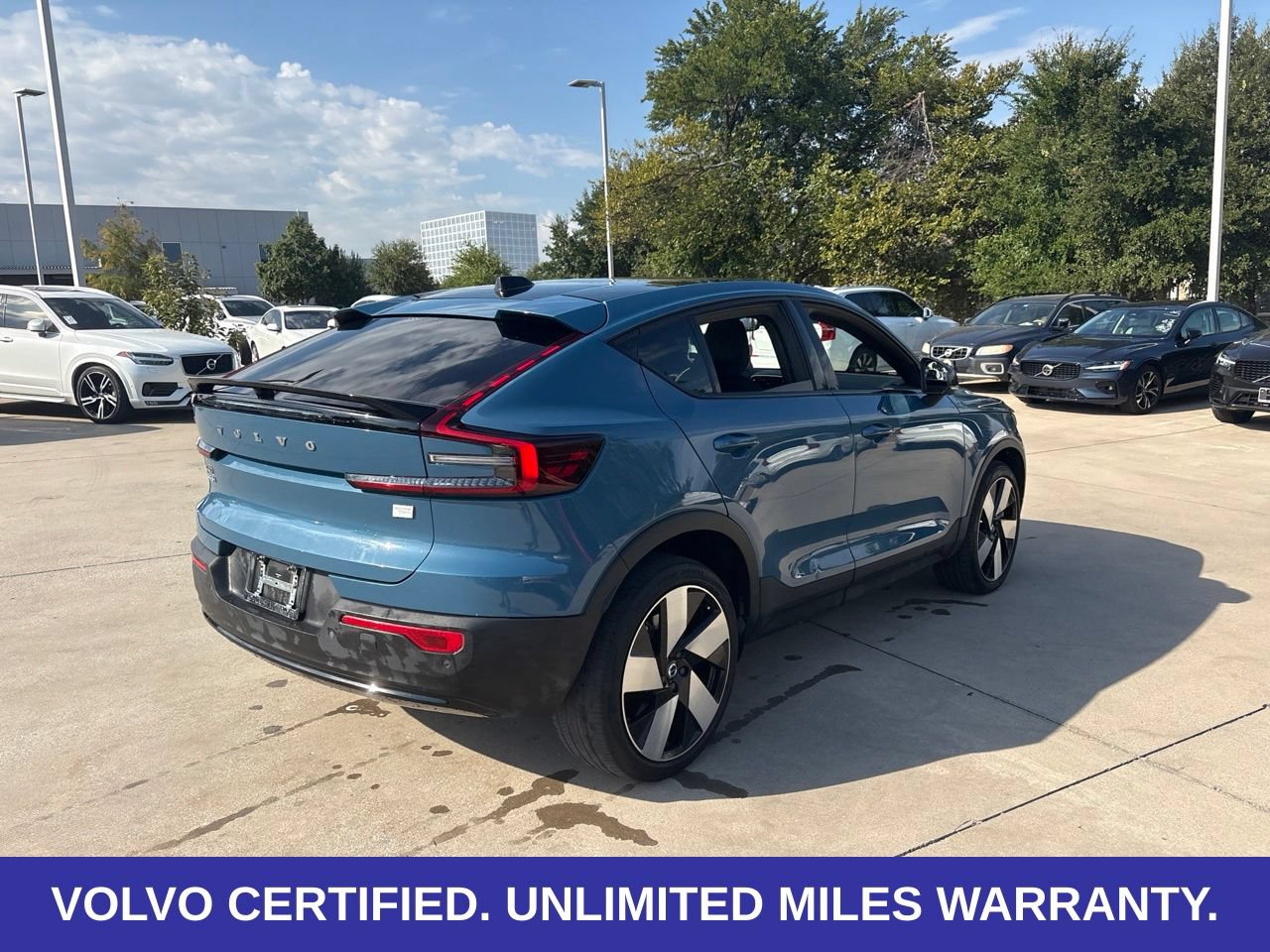 Certified 2023 Volvo C40 P8 Recharge Ultimate w/ Protection Package Premier AWD/4WD image 7