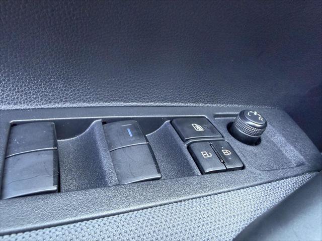 Certified 2021 Toyota Corolla LE FWD image 20