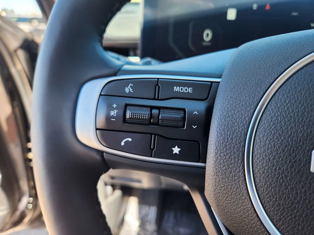 New 2025 Kia K5 EX image 17