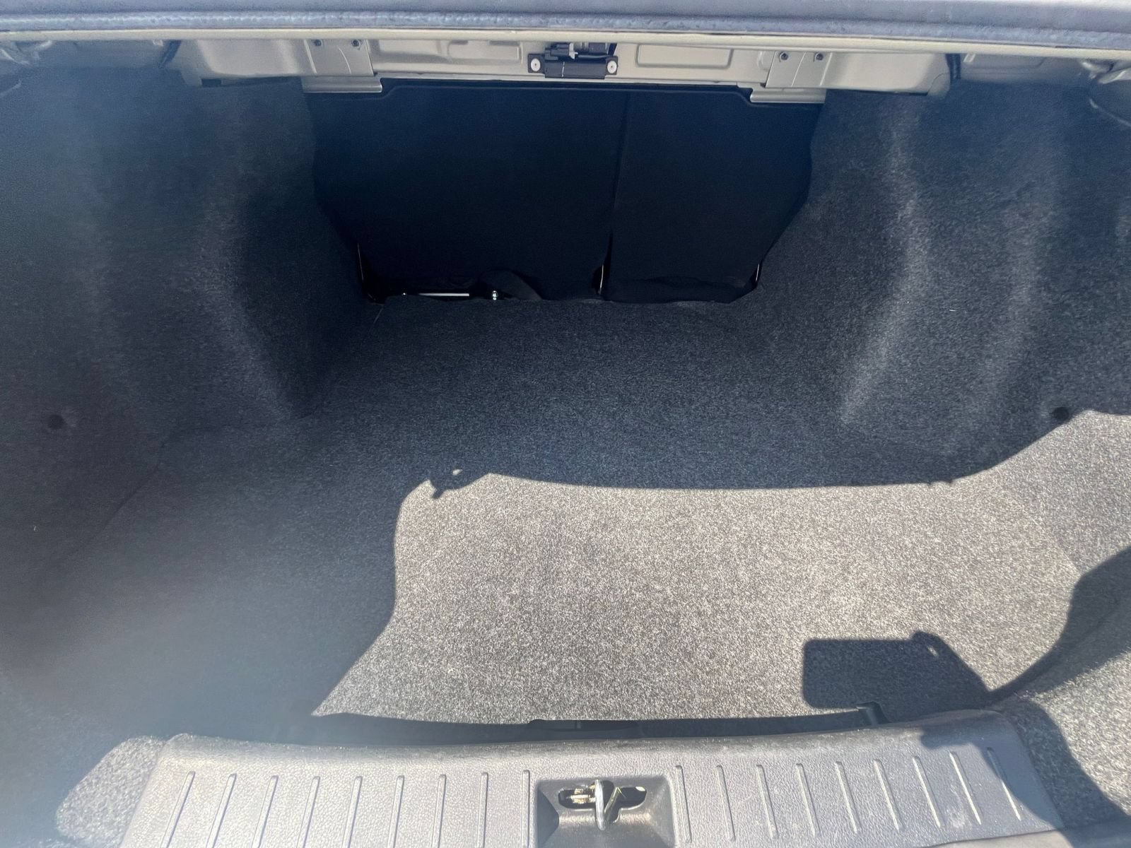 Used 2025 Nissan Versa SV FWD image 26