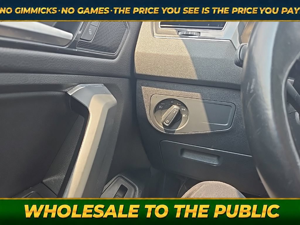Used 2018 Volkswagen Tiguan SEL FWD image 21