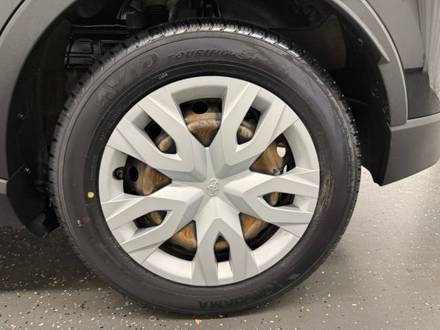 Certified 2021 Toyota C-HR LE FWD image 20