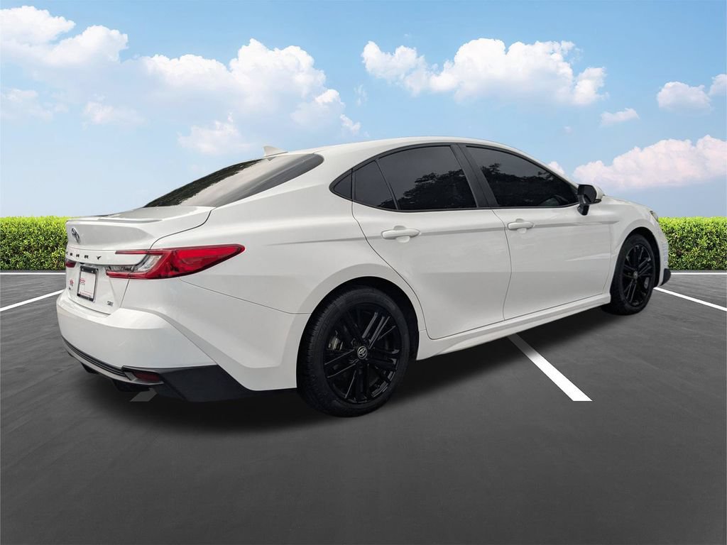 Certified 2025 Toyota Camry SE FWD image 5