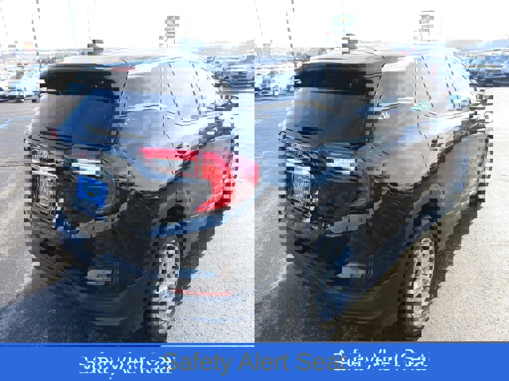 Certified 2023 GMC Terrain SLE image 5