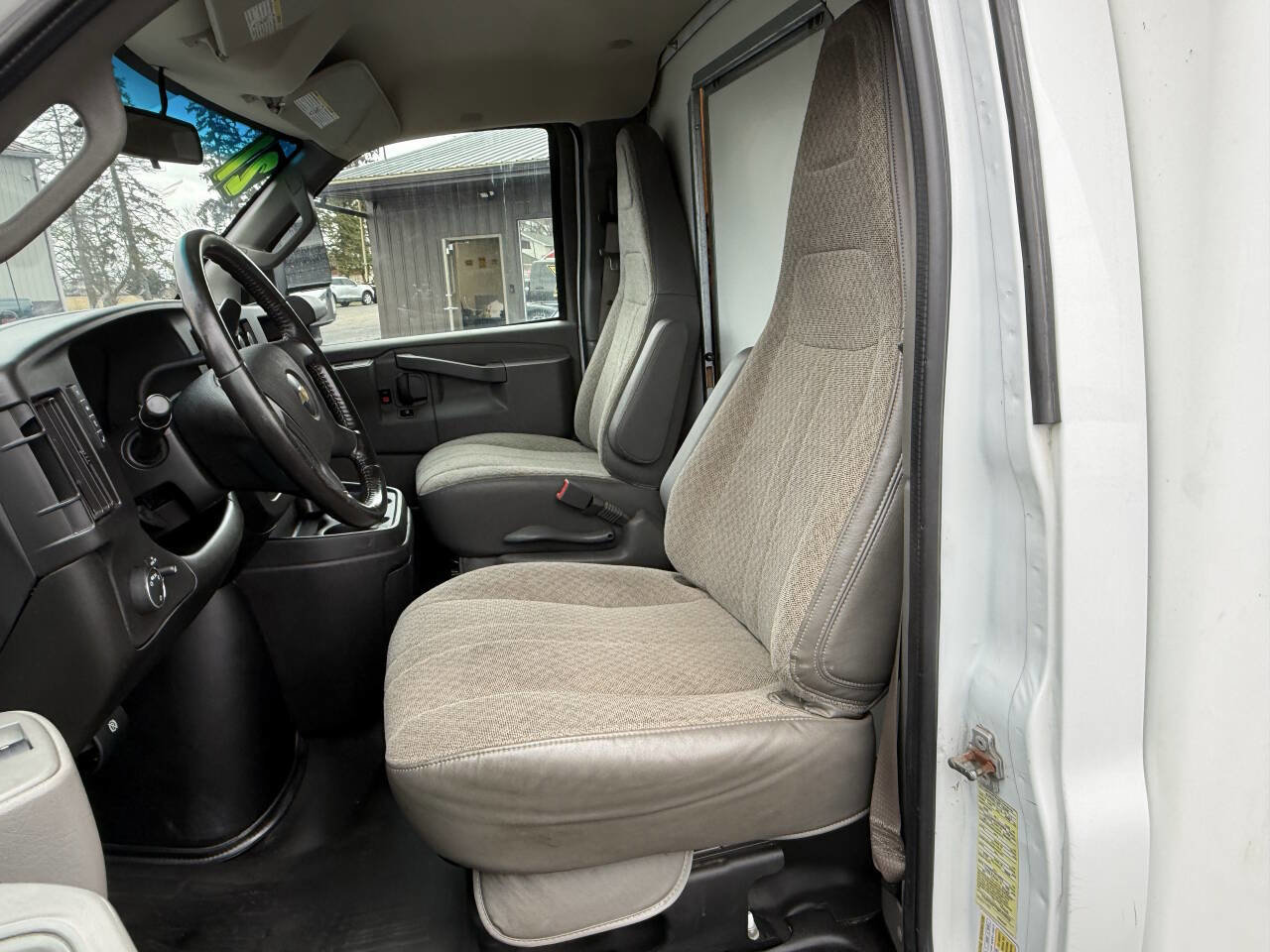 Used 2021 Chevrolet Express 3500 w/ Power Convenience Package image 10