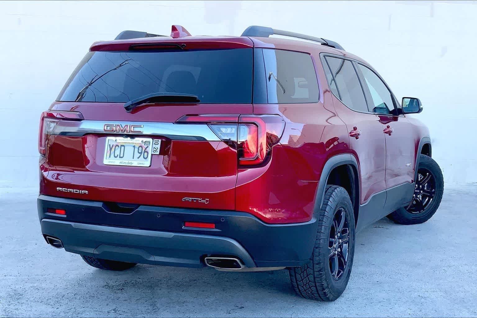 Used 2023 GMC Acadia AT4 w/ Technology Package AWD/4WD image 23