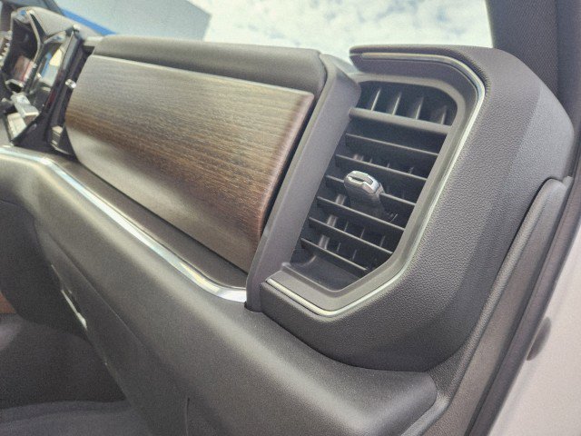 Used 2023 Chevrolet Silverado 1500 High Country w/ High Country Premium Package image 16