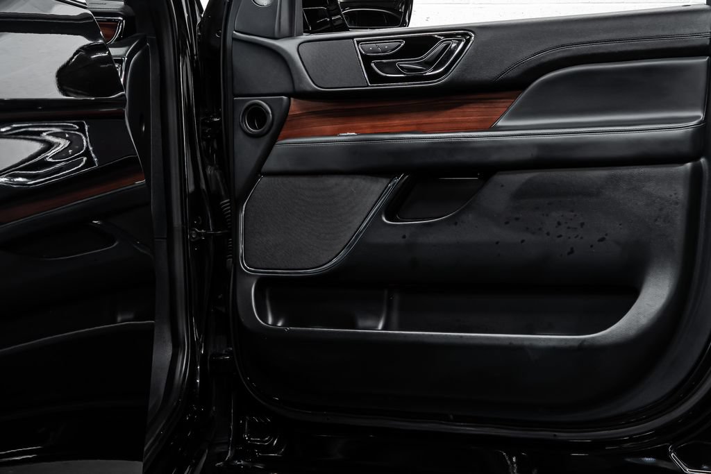 Used 2024 Lincoln Navigator L 4WD image 18
