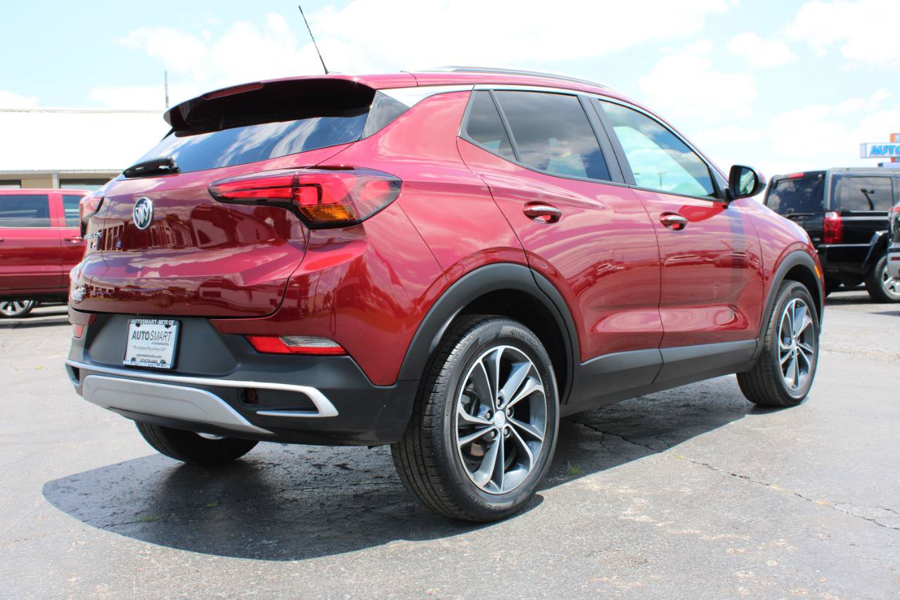Used 2023 Buick Encore GX Select w/ Safety Package II FWD image 4