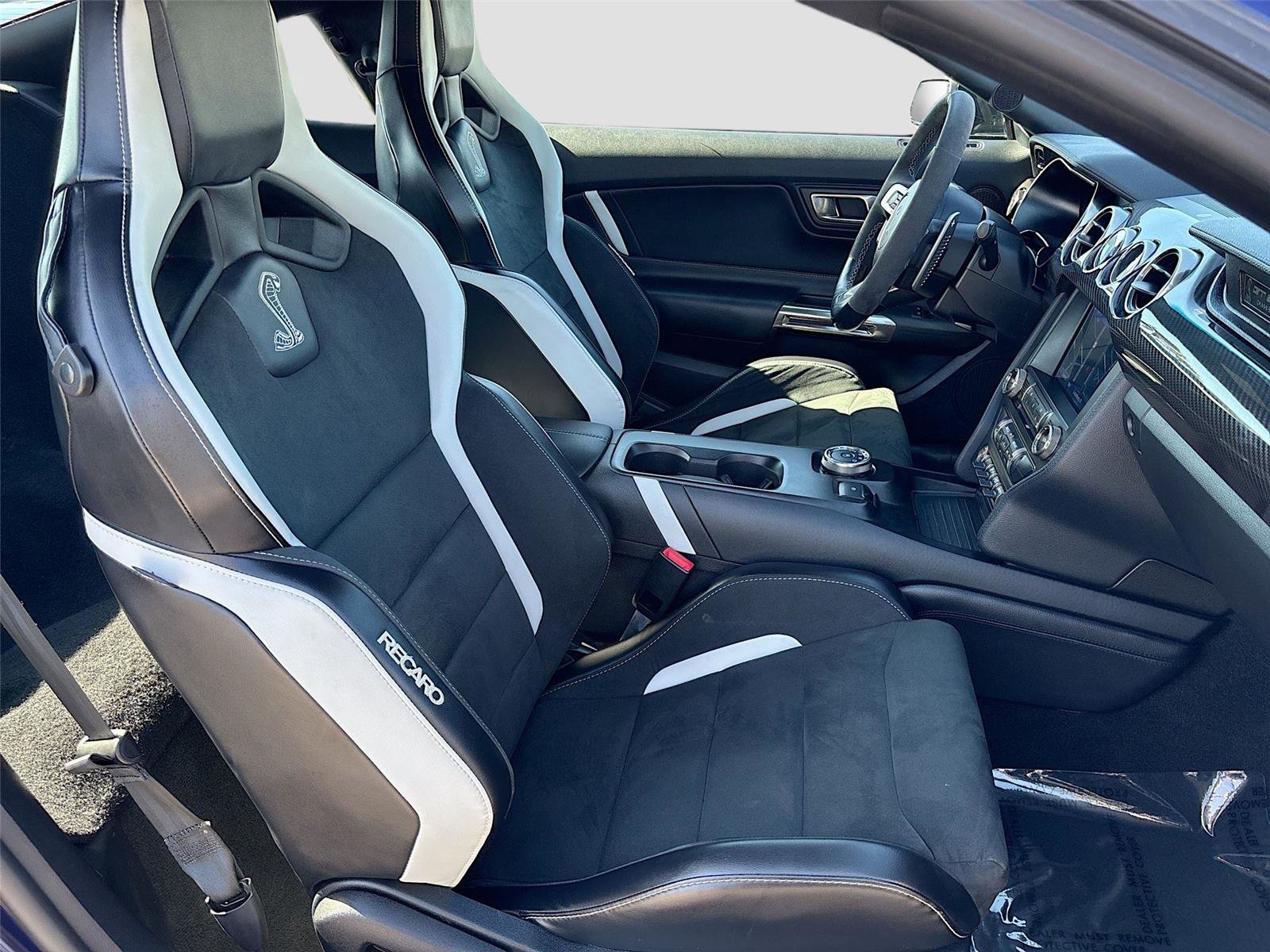 Used 2020 Ford Mustang Shelby GT500 w/ Carbon Fiber Track Pack image 29