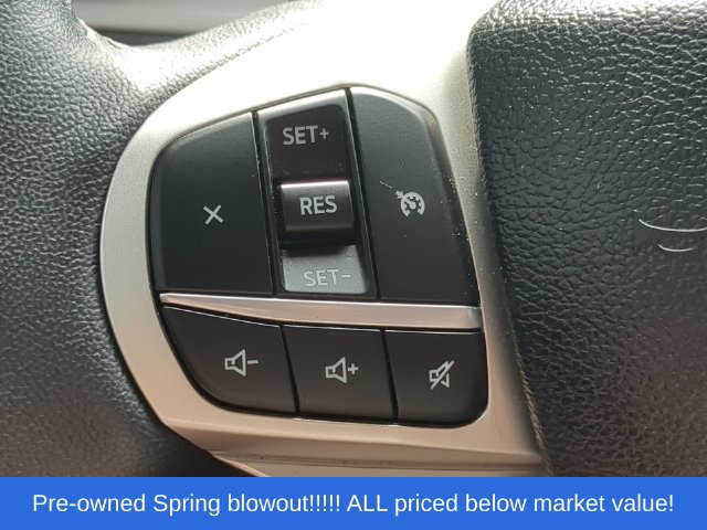 Used 2023 Ford Explorer XLT RWD image 25